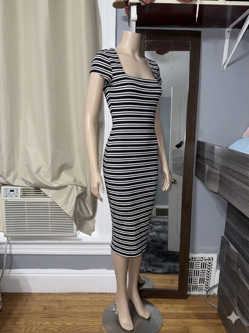 Private Label Black & White Striped Scoop Neck Midi Dress